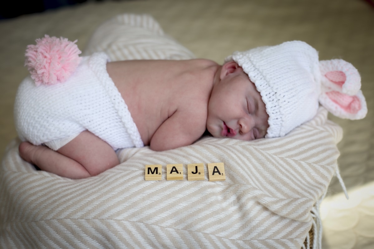 Baby Newborn Fotograf für Fotoshootings in Bielefeld, Gütersloh, Paderborn, Lippe, Herford