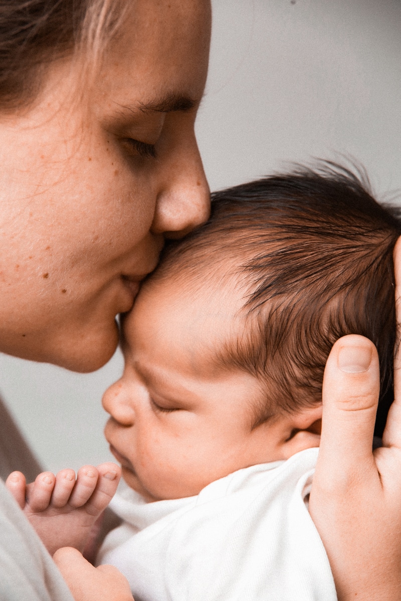 Newborn Fotografie für Baby Fotoshootings in Bielefeld, Gütersloh, Paderborn, Lippe, Herford